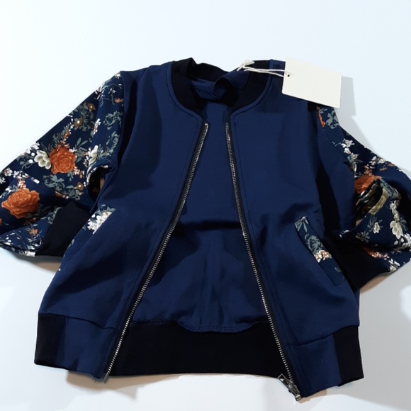 Size 8 Zipper Sweater Blue Floral Print Sleeves - Picture 2 of 3